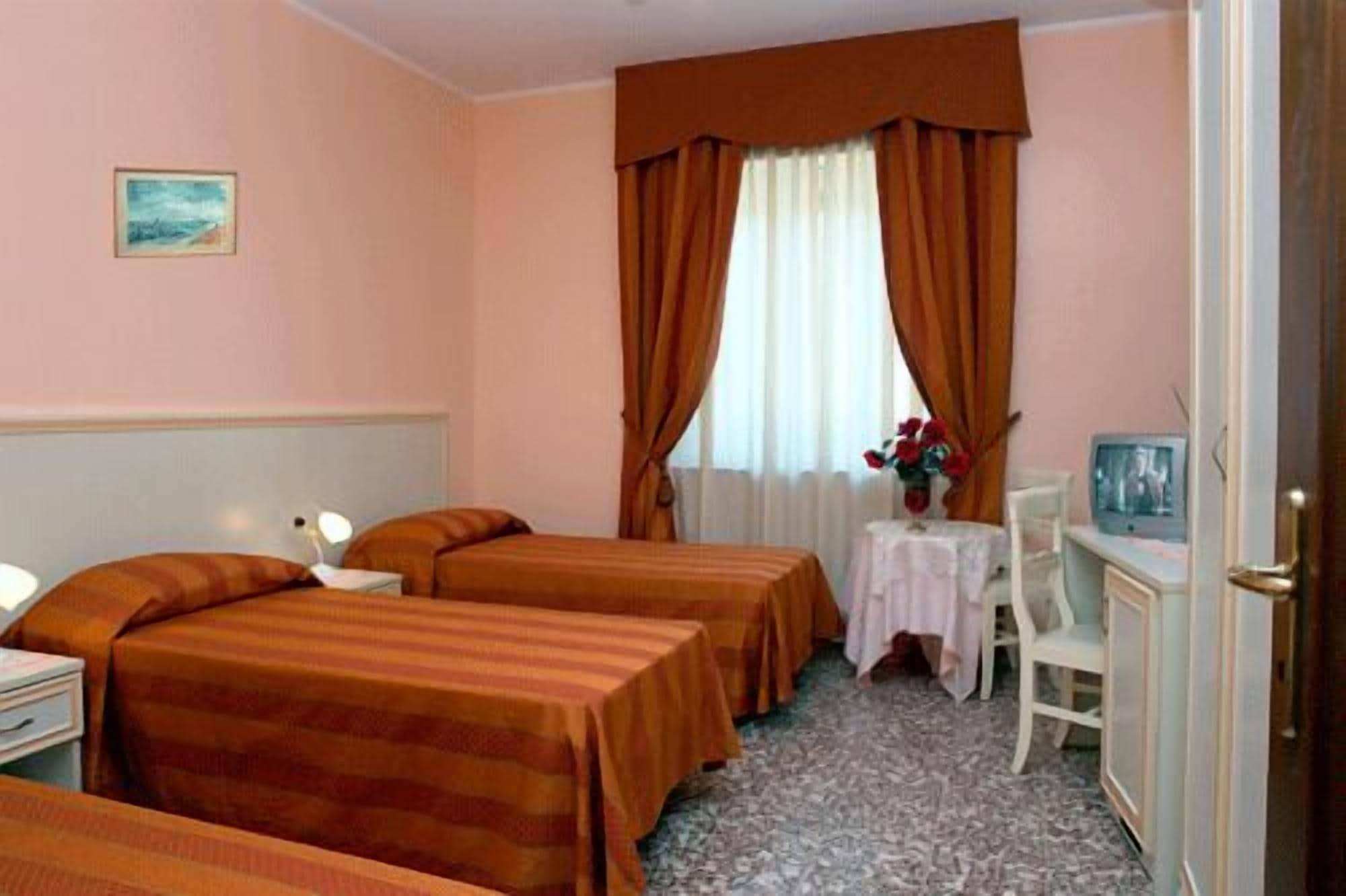 Vittoriano 3* Torino
